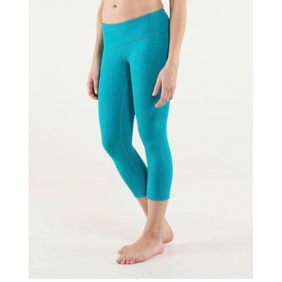 Lululemon wunder under crop reversible leggings - Picture 3 of 8